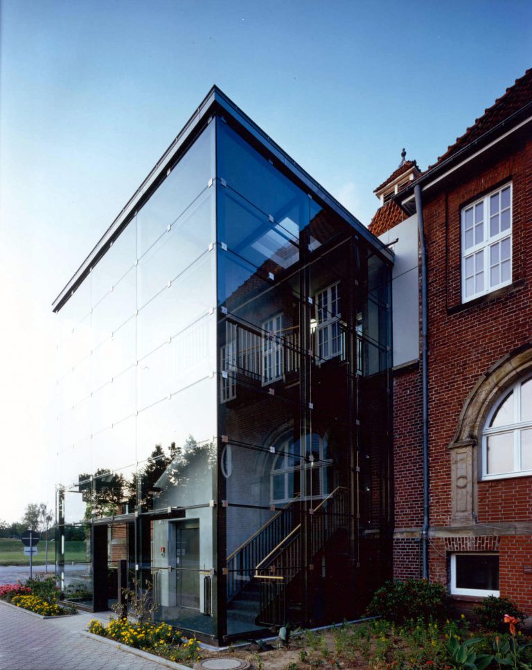 Haus Hall Gescher, Umbau des Festsaalgebäudes