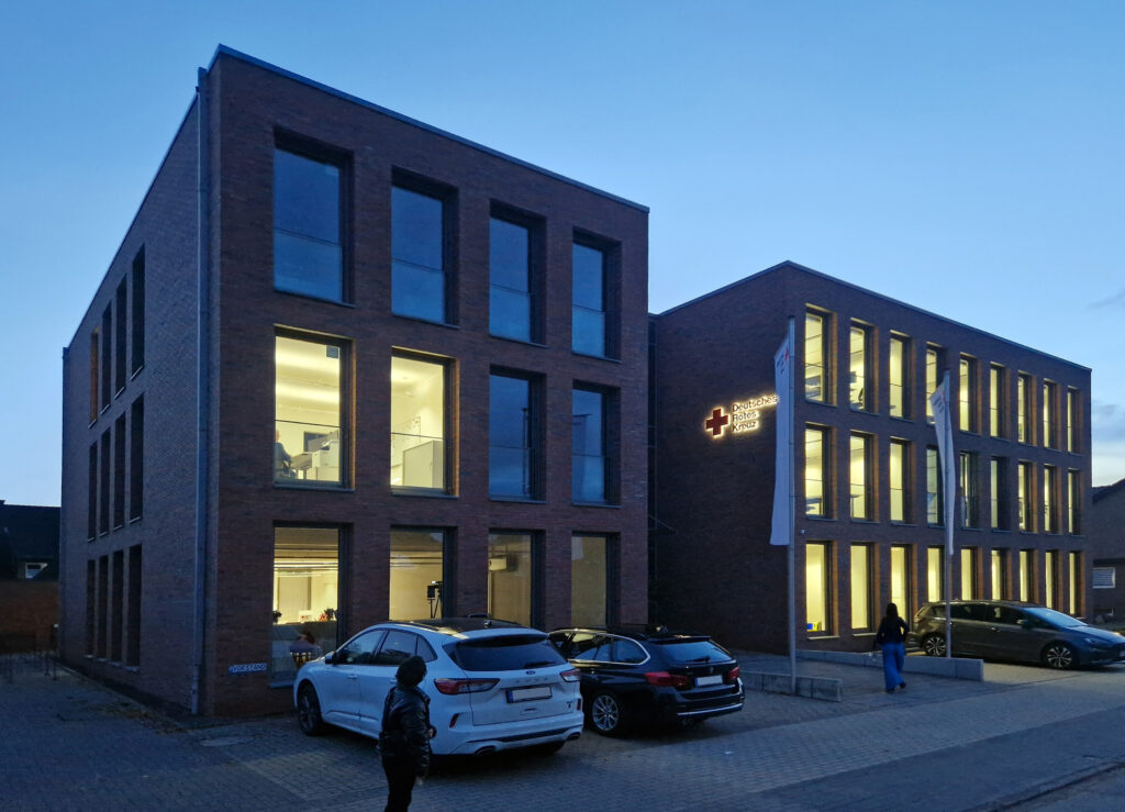 Schlüsselübergabe Bürogebäude DRK Coesfeld 1 EDC Fertig Schluesseluebergabe 02 20251111